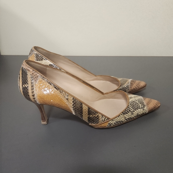 Manolo Blanik Animal Skin Pumps Sz 39